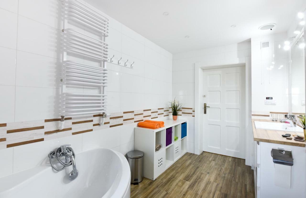 Apartament Centrum Z Miejscem Parkingowym Stary Toruń Esterno foto
